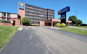 Comfort Inn And Suites Madison Airport